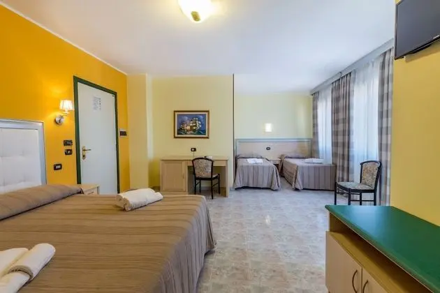 Superior Dört Kişilik Oda, 1 Yatak Odası, Özel Banyo, Asma Kat