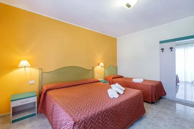 Üç Kişilik Oda, Balkon