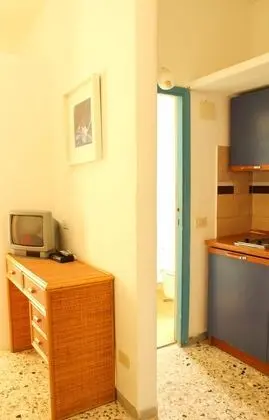 Stüdyo, Küçük Mutfak