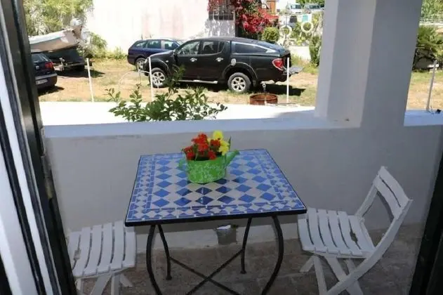 Stüdyo, Küçük Mutfak