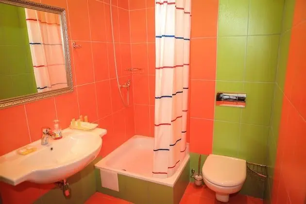 Standard Tek Büyük veya İki Ayrı Yataklı Oda