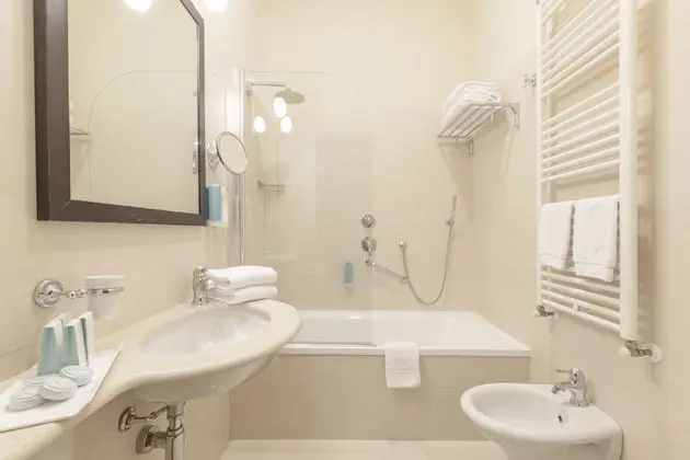 Standard Tek Büyük Yataklı Oda, Balkon