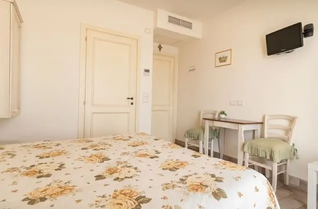 Classic Tek Büyük veya İki Ayrı Yataklı Oda, Özel Banyo (Sole)