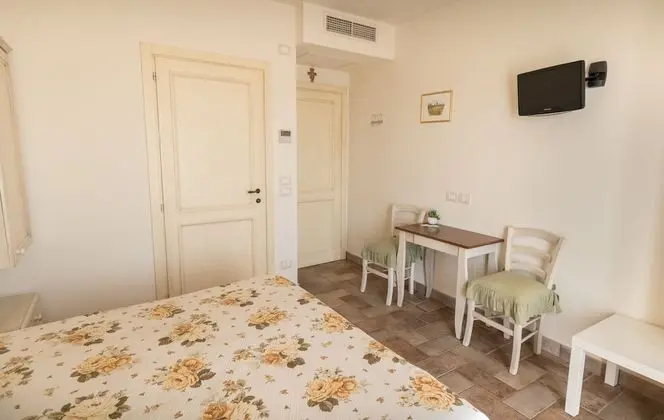 Classic Tek Büyük veya İki Ayrı Yataklı Oda, Özel Banyo (Sole)