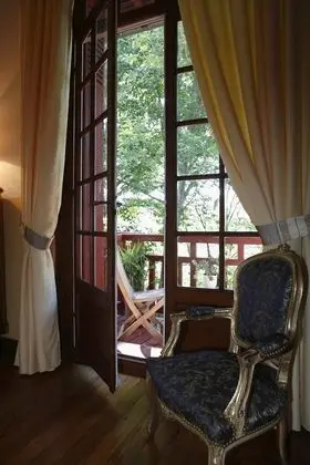 Tek Büyük Yataklı Oda, Balkon