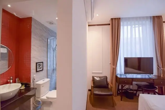 Deluxe Tek Büyük Yataklı Oda