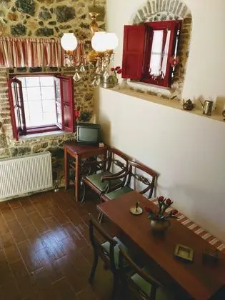 Traditional Villa, Dağ Manzaralı