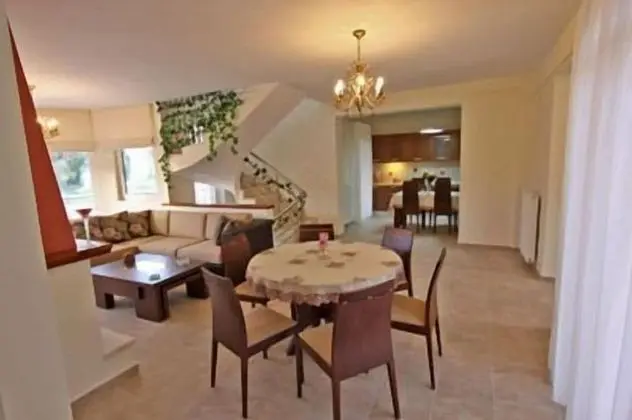Villa, Deniz Manzaralı