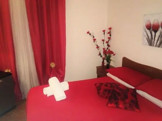 Tek Büyük Yataklı Oda