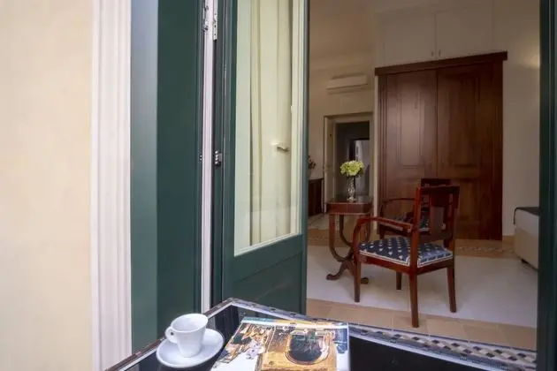 Luxury Tek Büyük veya İki Ayrı Yataklı Oda, 1 Yatak Odası, Balkon, Şehir Manzaralı