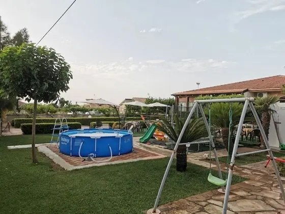 Panoramic Tek Büyük Yataklı Oda, Bahçe Manzaralı