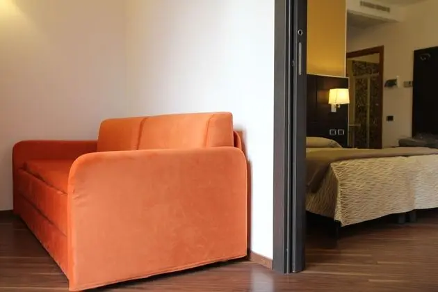 Family Üç Kişilik Oda