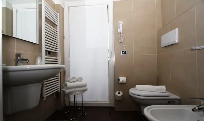 Family Üç Kişilik Oda