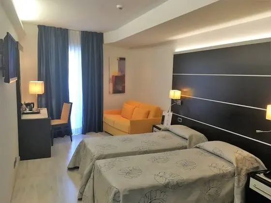 Standard Tek Büyük Yataklı Oda