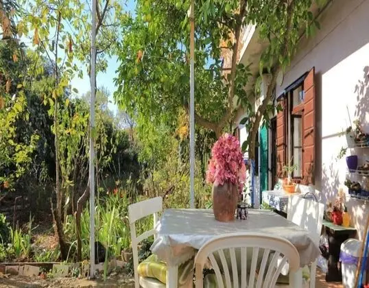 Stüdyo (Rosa - with parking - SA2(3))