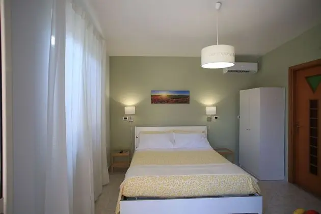Comfort Tek Büyük veya İki Ayrı Yataklı Oda