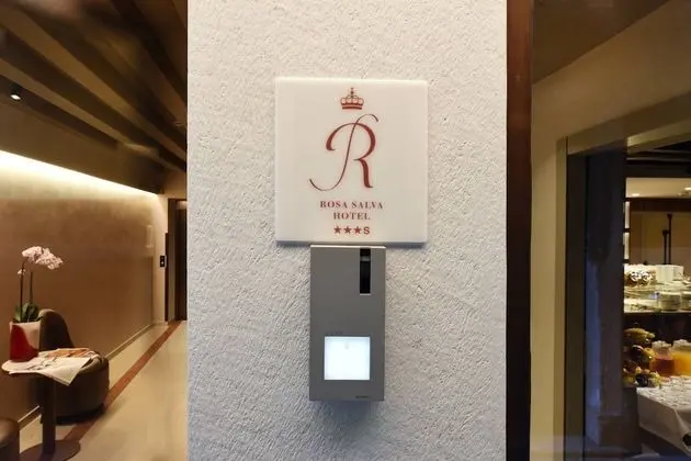 Family Oda (Access via stairs only)