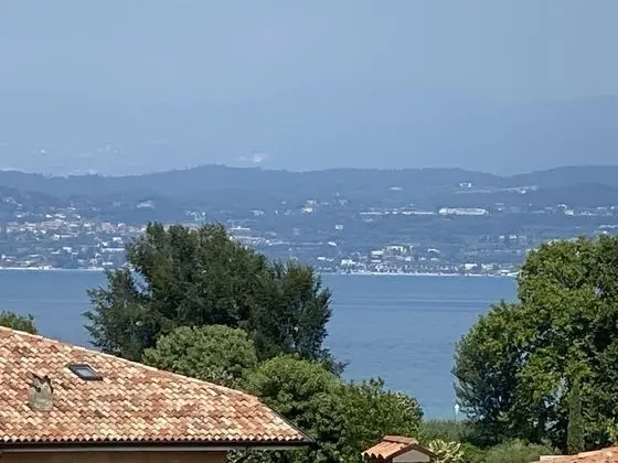 Comfort Tek Büyük Yataklı Oda, Balkon, Kısmi Göl Manzaralı