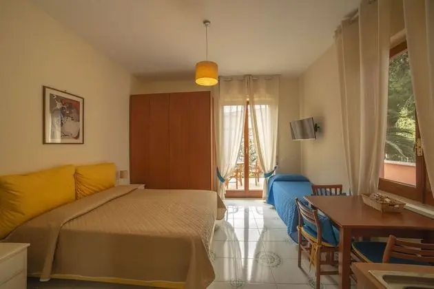 Studio Apartment for 3 people with kitchenette and sofa bed