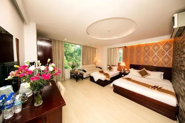 Deluxe Üç Kişilik Oda