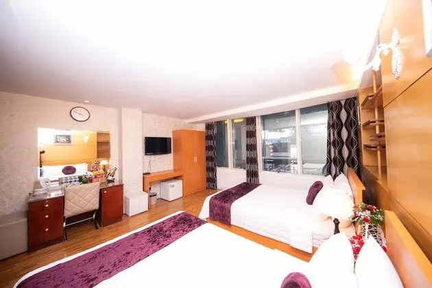 Deluxe Üç Kişilik Oda