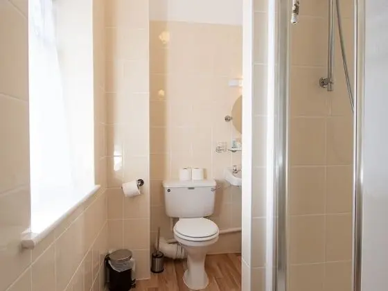 İki Ayrı Yataklı Oda, Banyolu/Duşlu (Shower)
