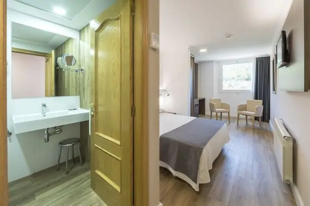 Standard Tek Büyük Yataklı Oda