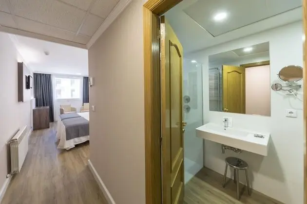 Standard Üç Kişilik Oda