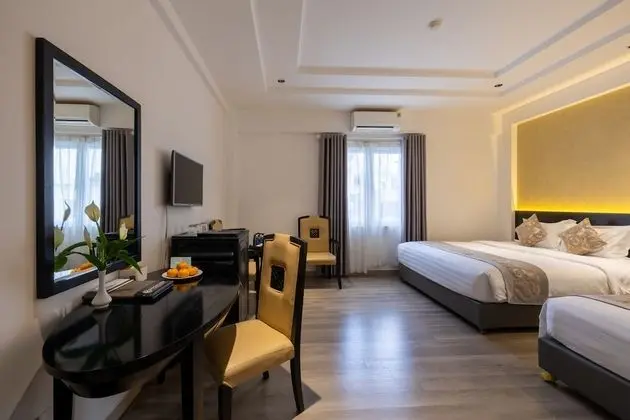 Deluxe Üç Kişilik Oda