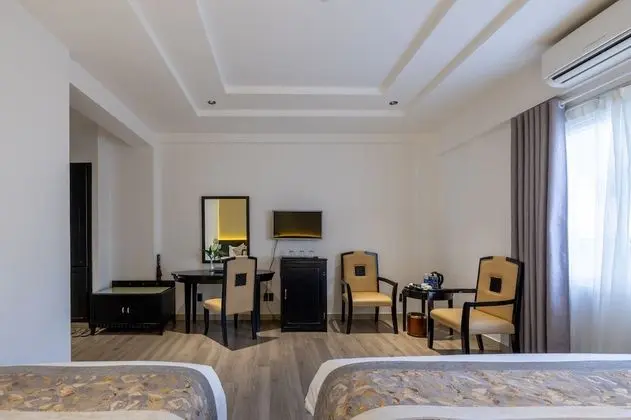 Deluxe Üç Kişilik Oda