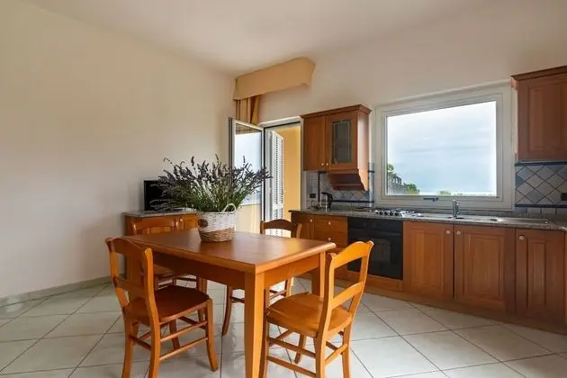 Apart Daire, Denize Bakan (Orchidea)