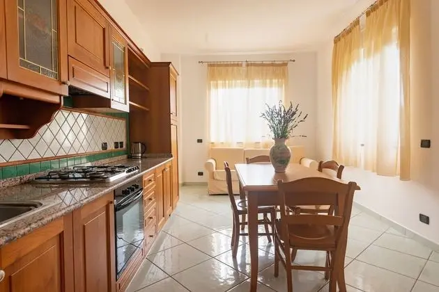 Apart Daire, Teras (Oleandro)