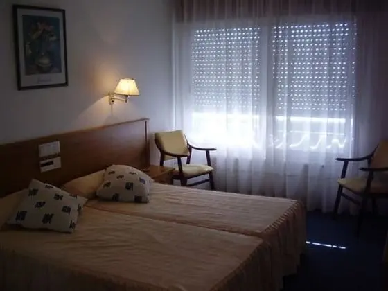 Tek Büyük veya İki Ayrı Yataklı Oda