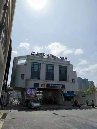 Tek Büyük Yataklı Oda, Ortak Banyo
