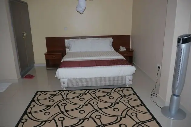 Tek Büyük Yataklı Oda