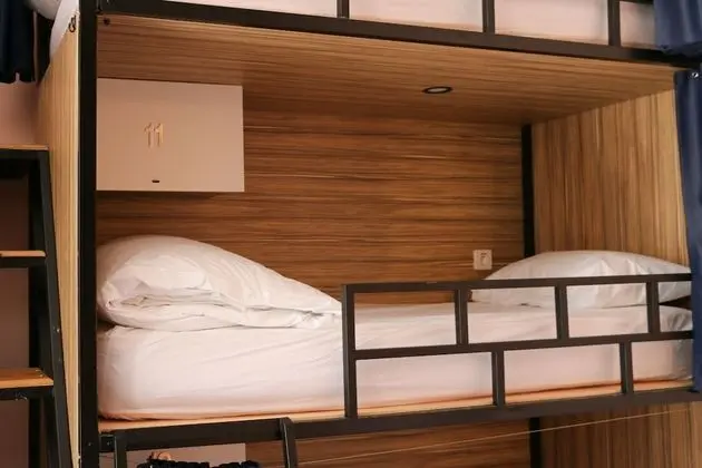 Bed in a 12-person mixed dormitory