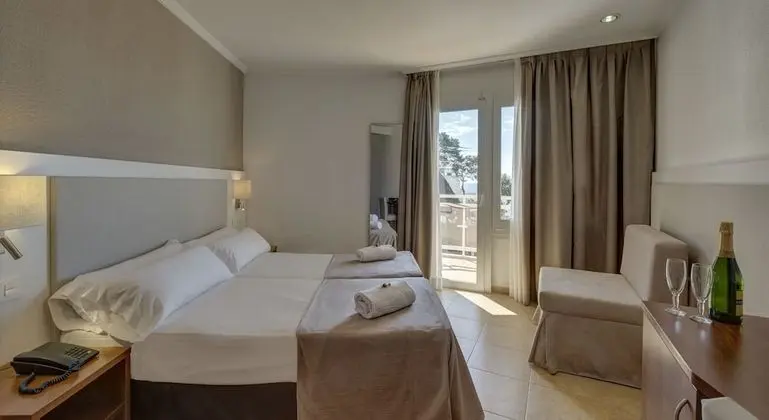 İki Ayrı Yataklı Oda, Teras (2 adults + 1 child)