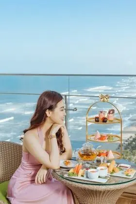 Grand İki Ayrı Yataklı Oda, Kısmi Deniz Manzarası