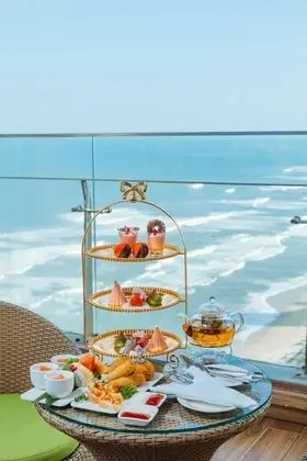 Grand İki Ayrı Yataklı Oda, Kısmi Deniz Manzarası