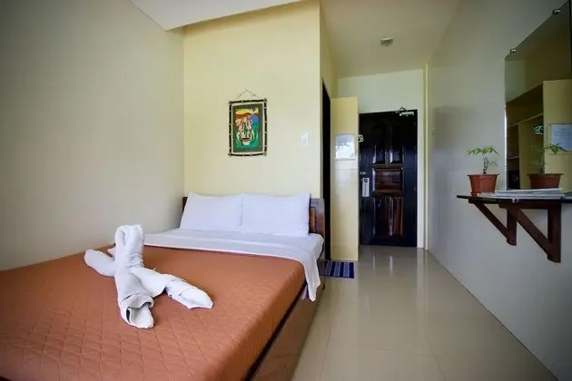 Beachfront Double Room (UpperLevel)