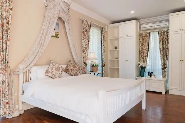 Deluxe Villa (Daisy)