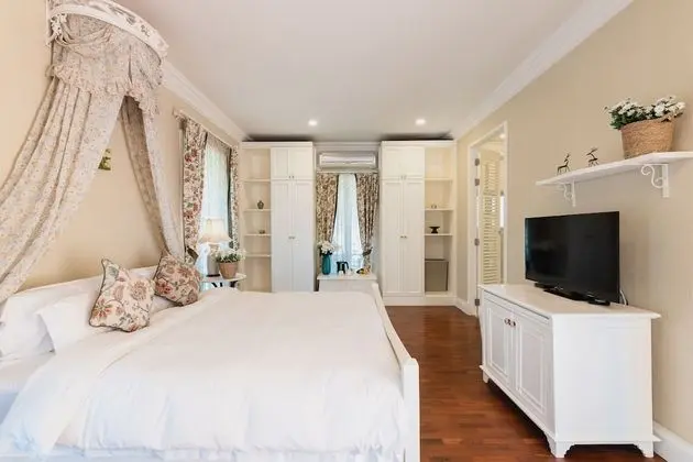 Deluxe Villa (Daisy)