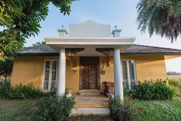 Honeymoon Villa
