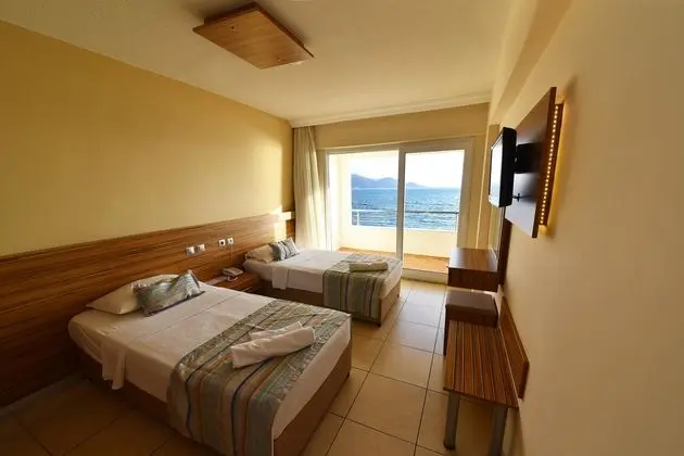1 Çift ​​kişilik Yatak Sea View