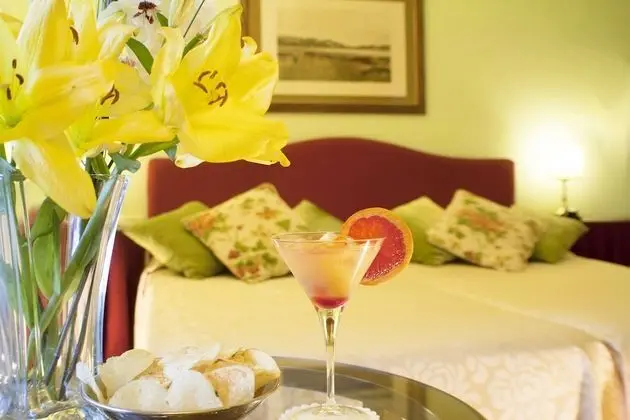 Superior Tek Büyük veya İki Ayrı Yataklı Oda