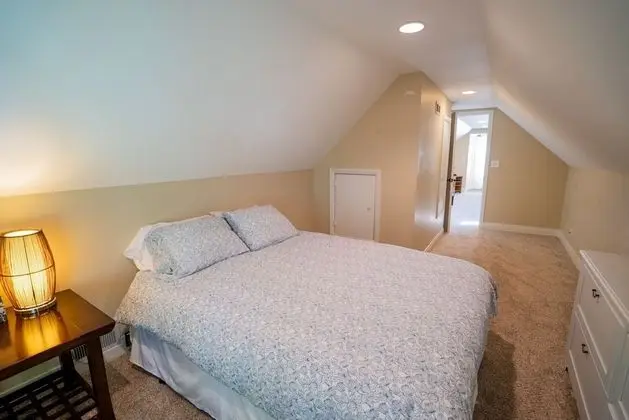 Standard Apart Daire, Özel Banyo (Hamlin Park #2)
