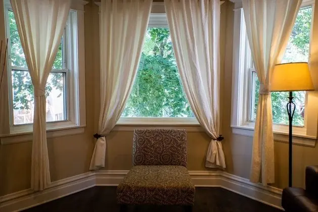 Standard Apart Daire, Özel Banyo (Hamlin Park #2)