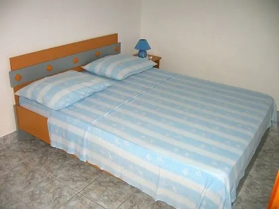 Apart Daire (Rose - 30 m from the beach - A4(2+1))