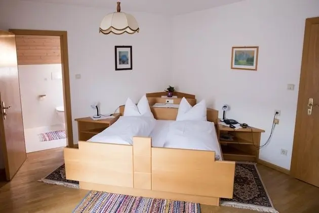 Tek Büyük Yataklı Oda