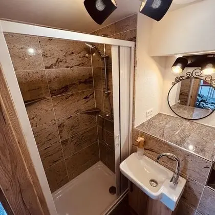 Economy Üç Kişilik Oda